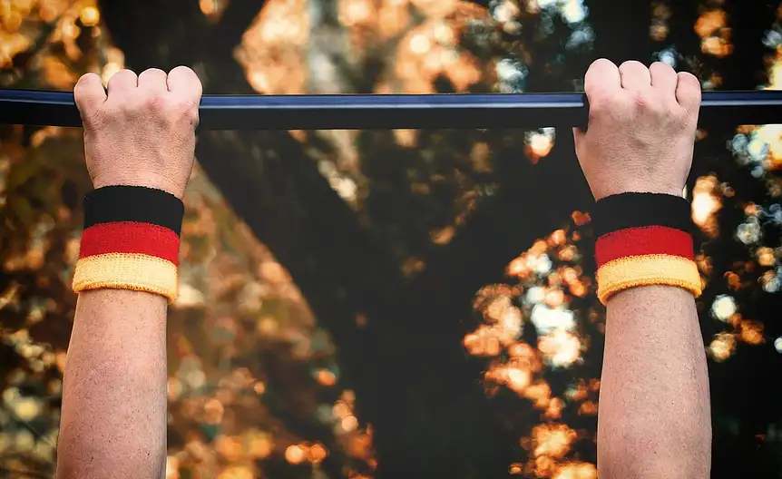 Podciaganie podchwytem cwiczenie wielostawowe