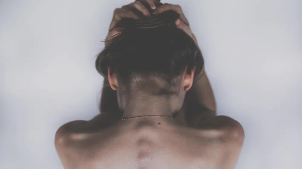 Ćwiczenia na kręgosłup — jak uniknąć bólu i poprawić postawę?