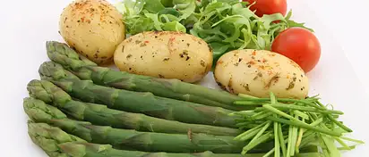 Co jeść, żeby schudnąć 5 kg w 2 tygodnie? Odkryj smaki