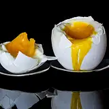 Ile kalorii ma jajko na miękko? Odkryj zdrowotne korzyści