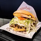 Ile kalorii ma kebab – odkryj kaloryczność w bułce i na tale