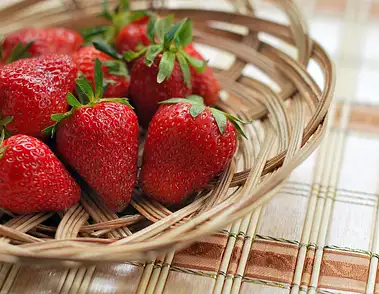 Ile kalorii ma truskawka - odkryj jej wartości odżywcze