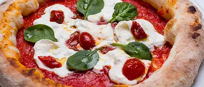 Ile kalorii ma pizza – wybierz mądrze i smakuj!