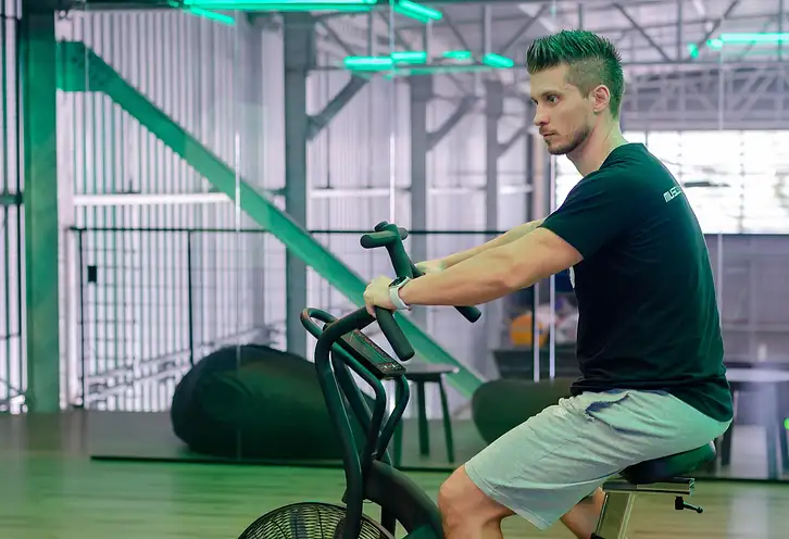 Jaki rower stacjonarny na odchudzanie przynosi najlepsze efe